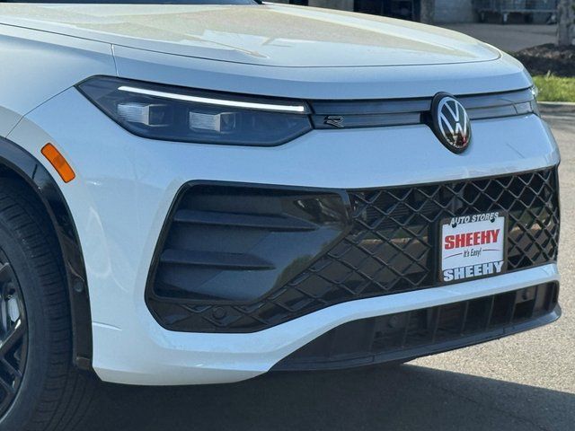 2026 Volkswagen Tiguan 2.0T SE R-Line Black Springfield VA