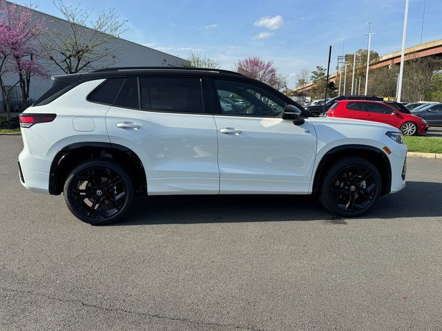 2026 Volkswagen Tiguan 2.0T SE R-Line Black Springfield VA