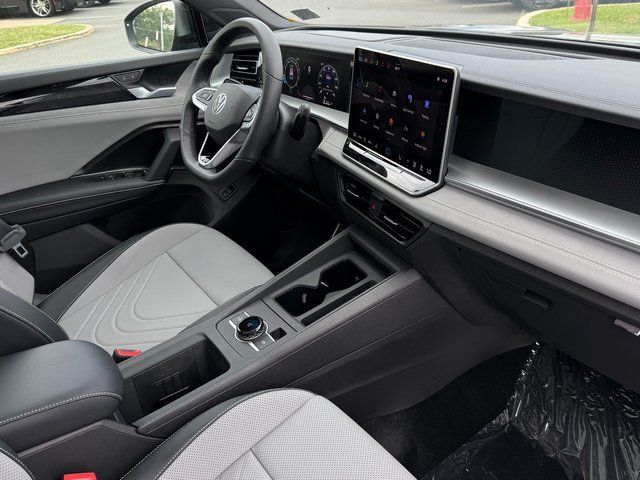 2026 Volkswagen Tiguan 2.0T SE R-Line Black Springfield VA