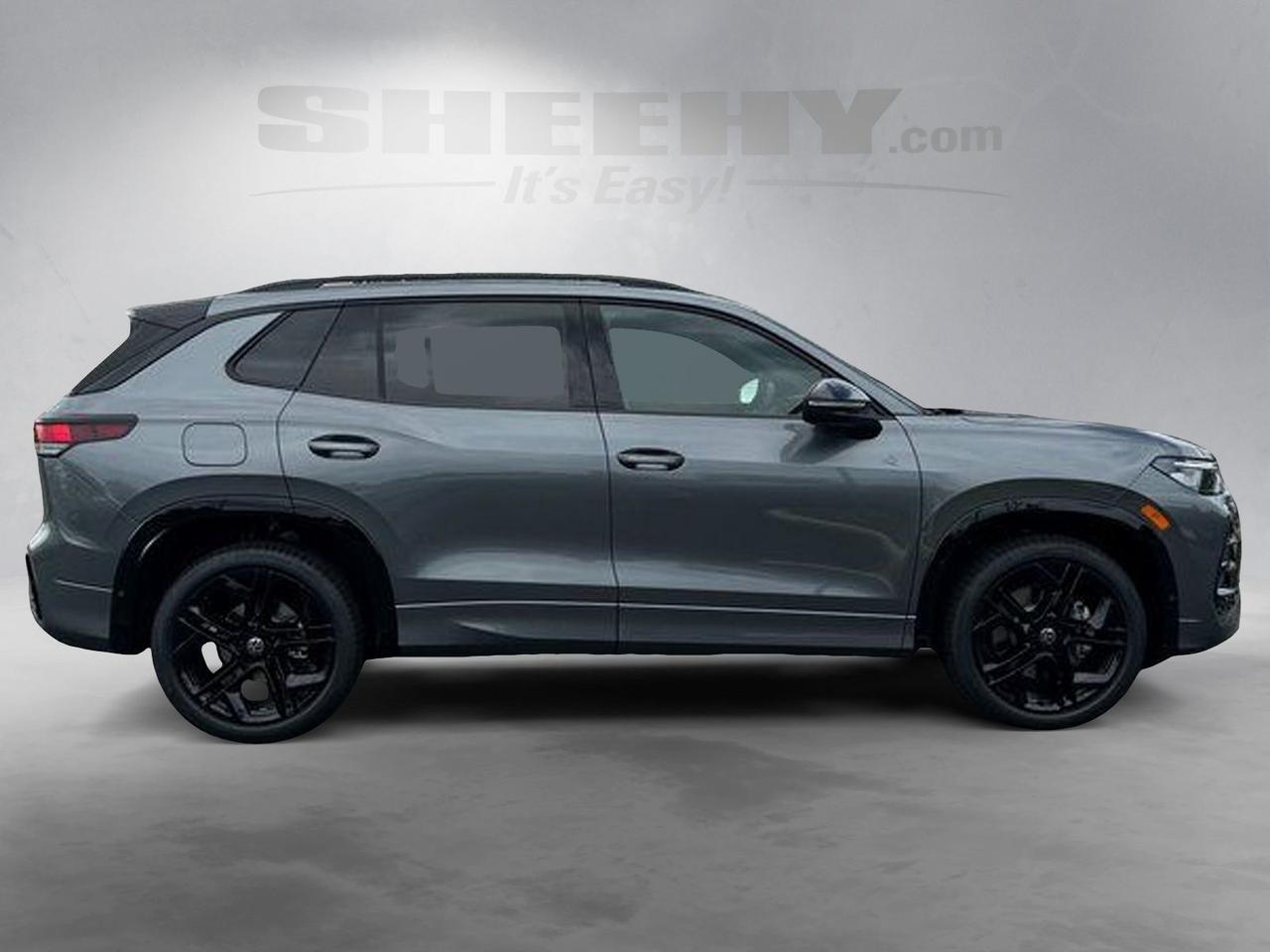2026 Volkswagen Tiguan 2.0T SE R-Line Black Springfield VA