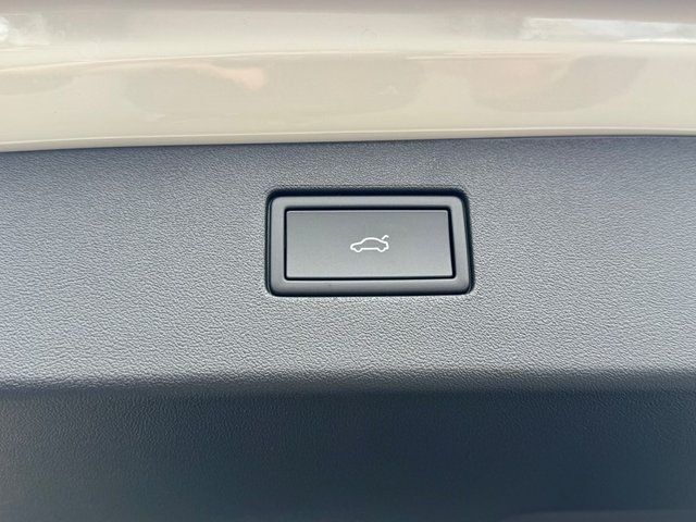 2026 Volkswagen Tiguan 2.0T SE R-Line Black Springfield VA