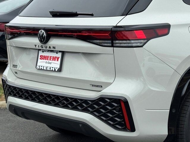 2026 Volkswagen Tiguan 2.0T SE R-Line Black Springfield VA