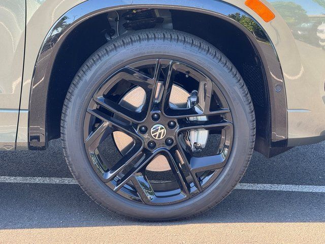 2026 Volkswagen Tiguan 2.0T SE R-Line Black Springfield VA