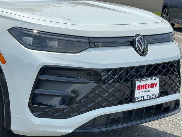 2026 Volkswagen Tiguan 2.0T SE R-Line Black Springfield VA