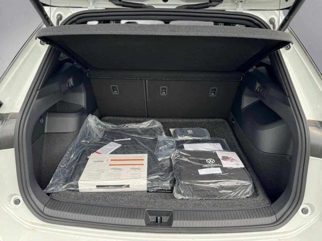 2026 Volkswagen Tiguan 2.0T SE R-Line Black Springfield VA