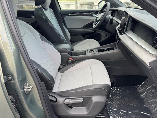 2026 Volkswagen Tiguan 2.0T SE R-Line Black Springfield VA