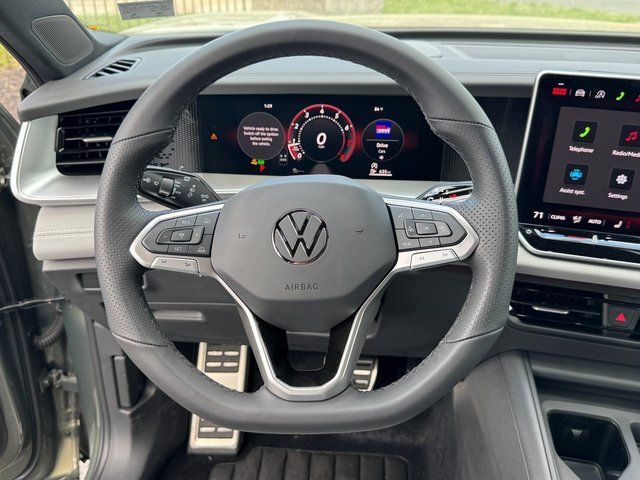 2026 Volkswagen Tiguan 2.0T SE R-Line Black Springfield VA