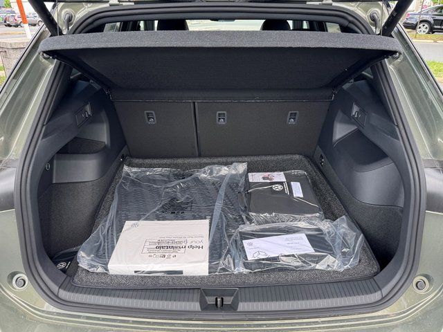 2026 Volkswagen Tiguan 2.0T SE R-Line Black Springfield VA