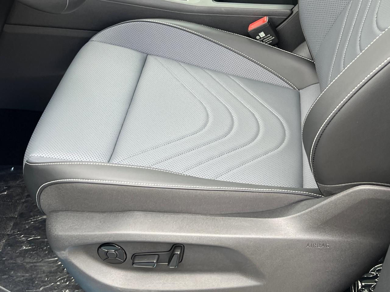 2026 Volkswagen Tiguan 2.0T SE Hagerstown MD