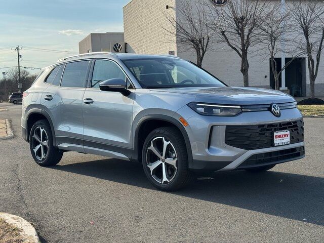 2026 Volkswagen Tiguan 2.0T SE