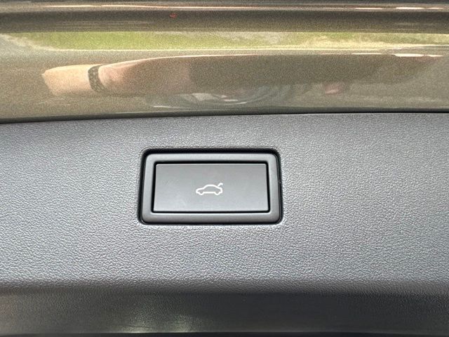 2026 Volkswagen Tiguan 2.0T SEL R-Line Turbo Kerrville TX