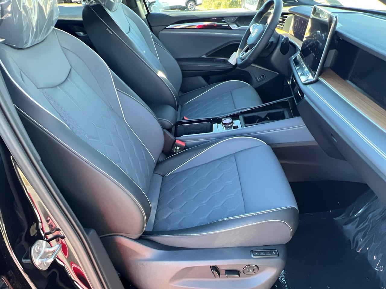 2026 Volkswagen Tiguan 2.0T SEL R-Line Turbo Hagerstown MD