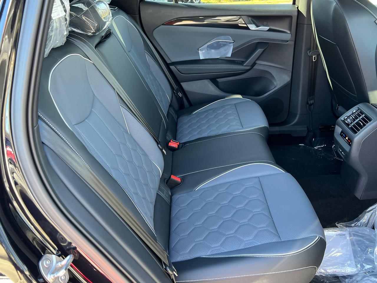 2026 Volkswagen Tiguan 2.0T SEL R-Line Turbo Hagerstown MD