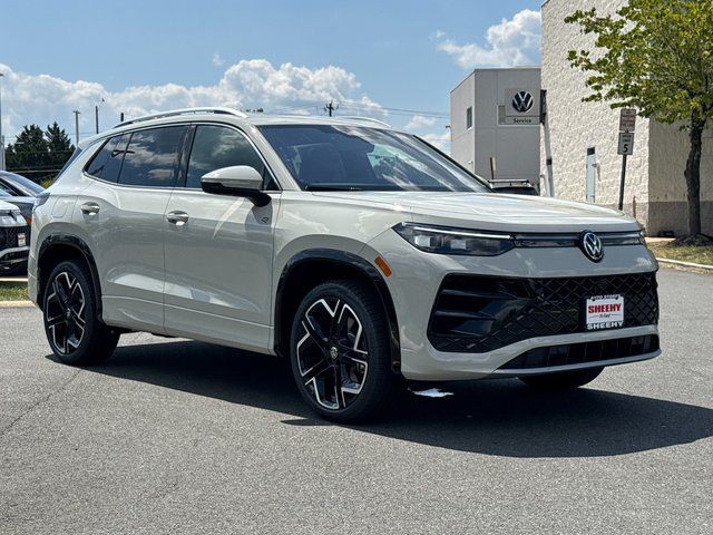 2026 Volkswagen Tiguan 2.0T SEL R-Line Turbo