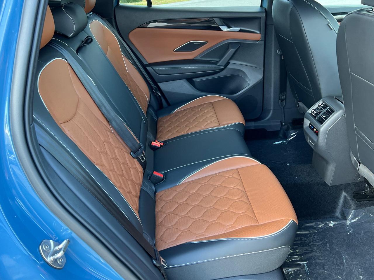 2026 Volkswagen Tiguan 2.0T SEL R-Line Hagerstown MD