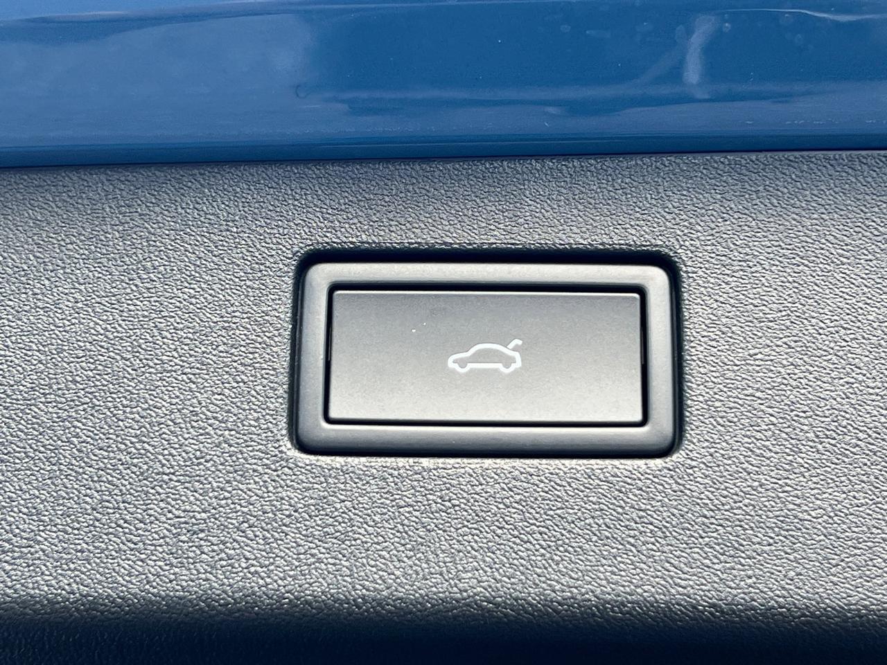 2026 Volkswagen Tiguan 2.0T SEL R-Line Hagerstown MD