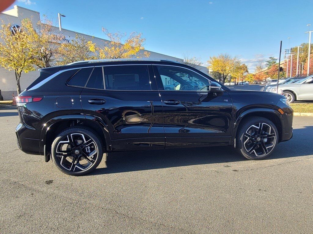 2026 Volkswagen Tiguan 2.0T SEL R-Line Springfield VA