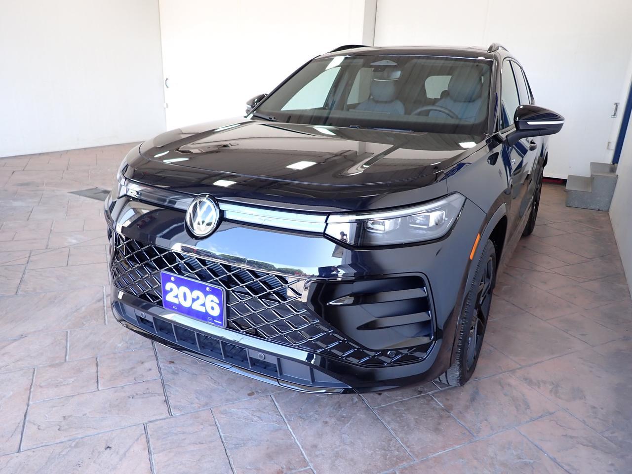 2026 Volkswagen Tiguan Comfortline R-Line LEATHER PANO SUNROOF Black Edition AWD Listowel ON