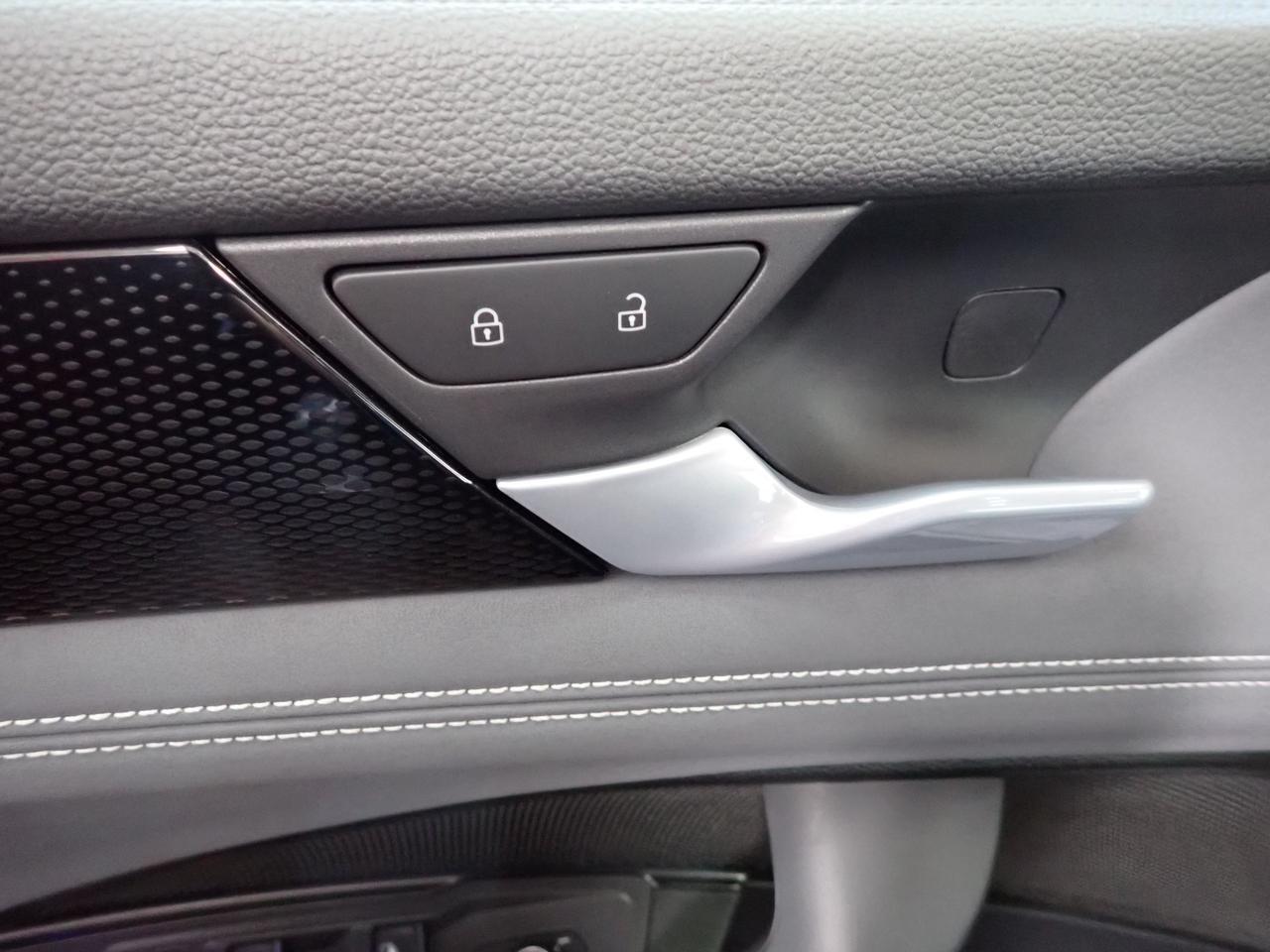 2026 Volkswagen Tiguan Comfortline R-Line LEATHER PANO SUNROOF Black Edition AWD Listowel ON