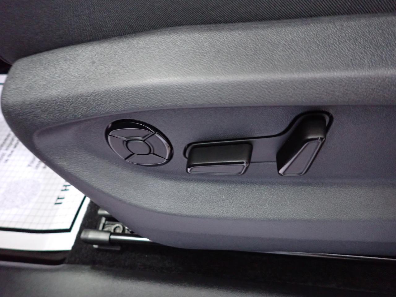 2026 Volkswagen Tiguan Comfortline R-Line LEATHER PANO SUNROOF Black Edition AWD Listowel ON