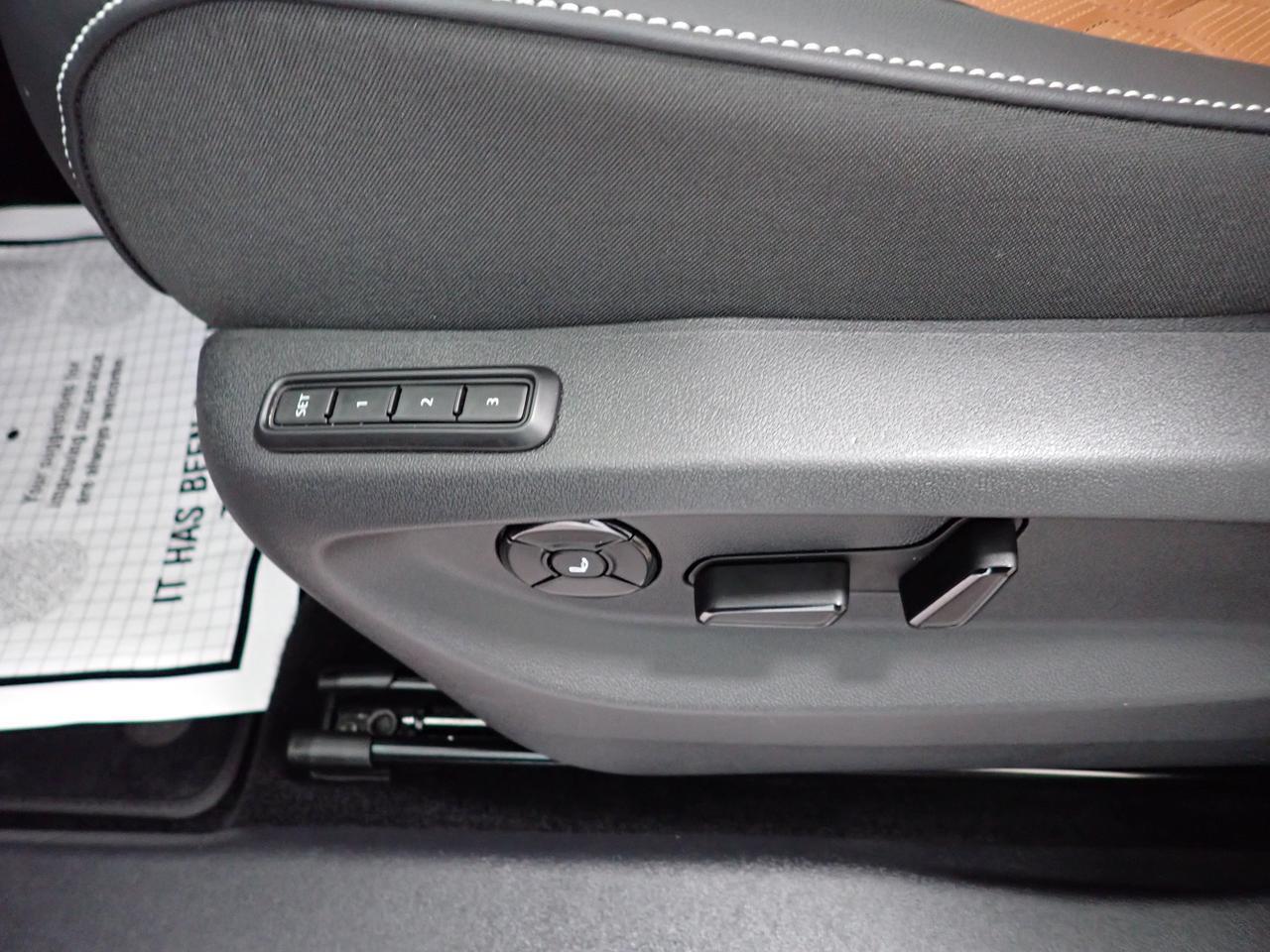 2026 Volkswagen Tiguan Highline Turbo R-Line AWD LEATHER NAVI SUNROOF Listowel ON
