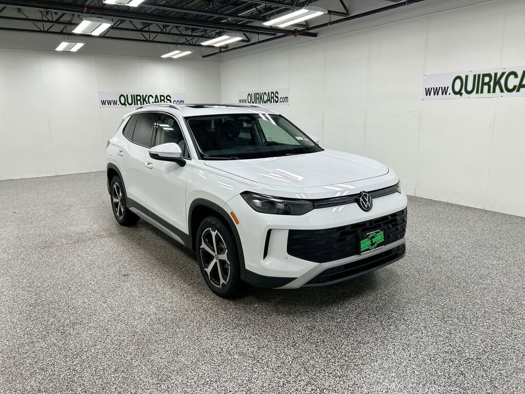 2026 Volkswagen Tiguan SE Oshkosh WI