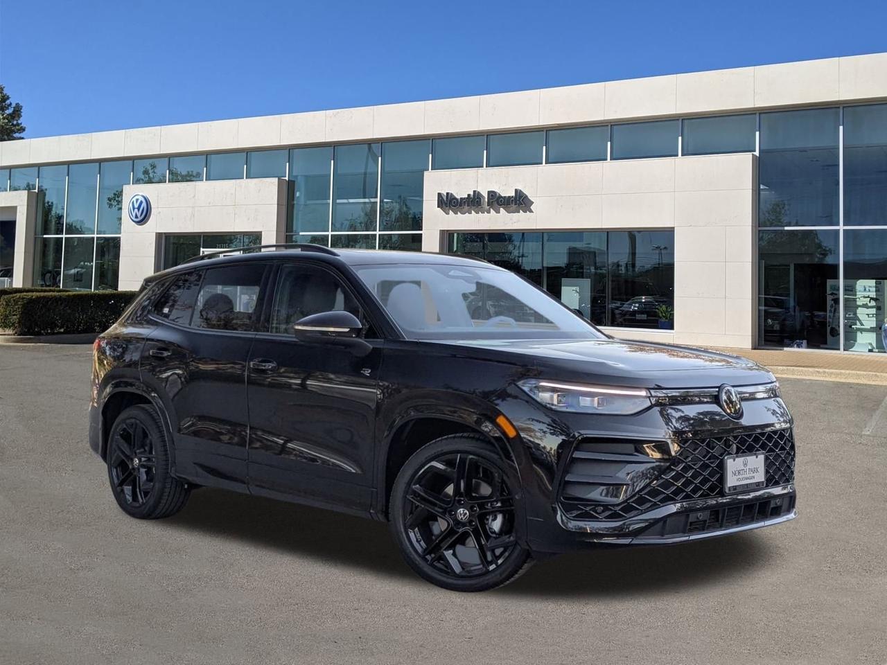 2026 Volkswagen Tiguan SE R-Line Black