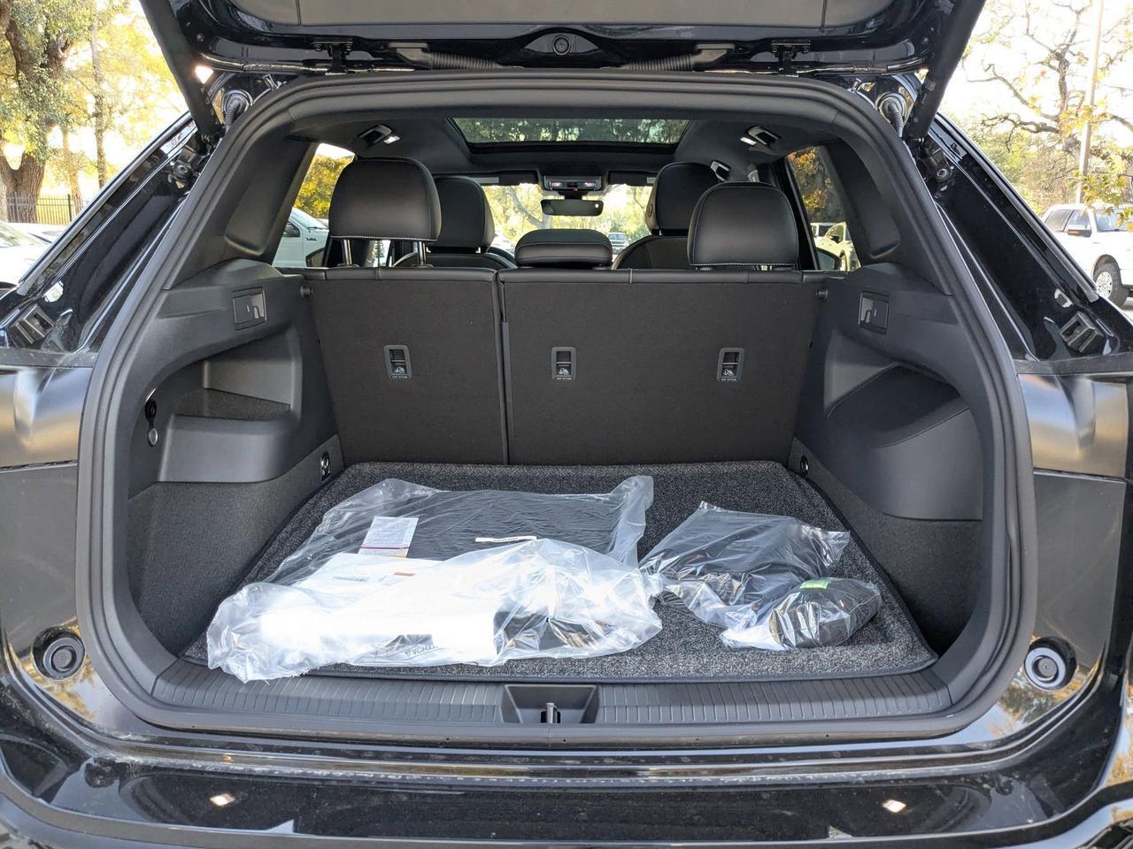 2026 Volkswagen Tiguan SE R-Line Black San Antonio TX