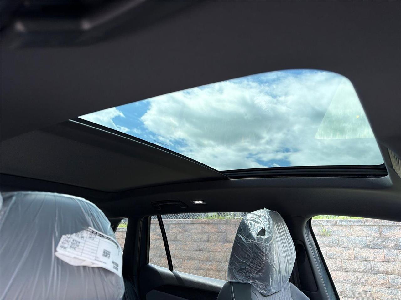 2026 Volkswagen Tiguan SE R-Line Black Hagerstown MD