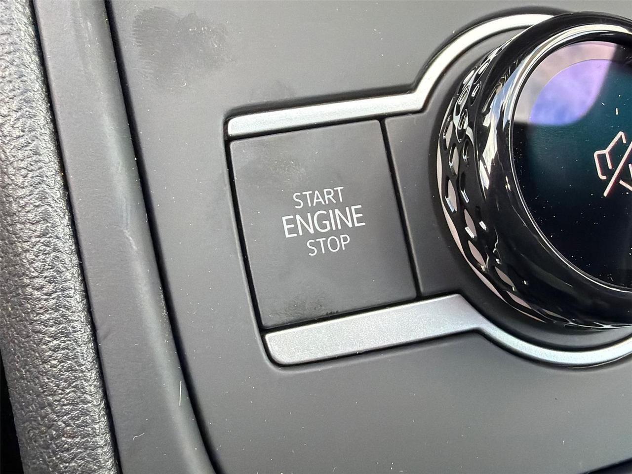 2026 Volkswagen Tiguan SE R-Line Black Hagerstown MD