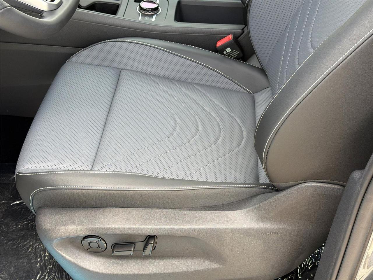 2026 Volkswagen Tiguan SE R-Line Black Hagerstown MD