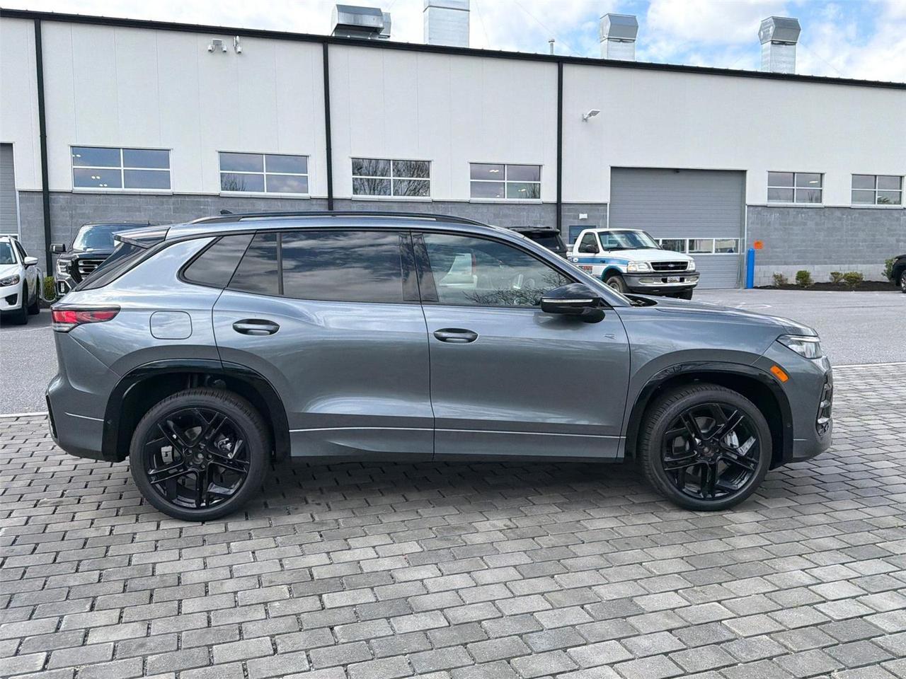 2026 Volkswagen Tiguan SE R-Line Black Hagerstown MD