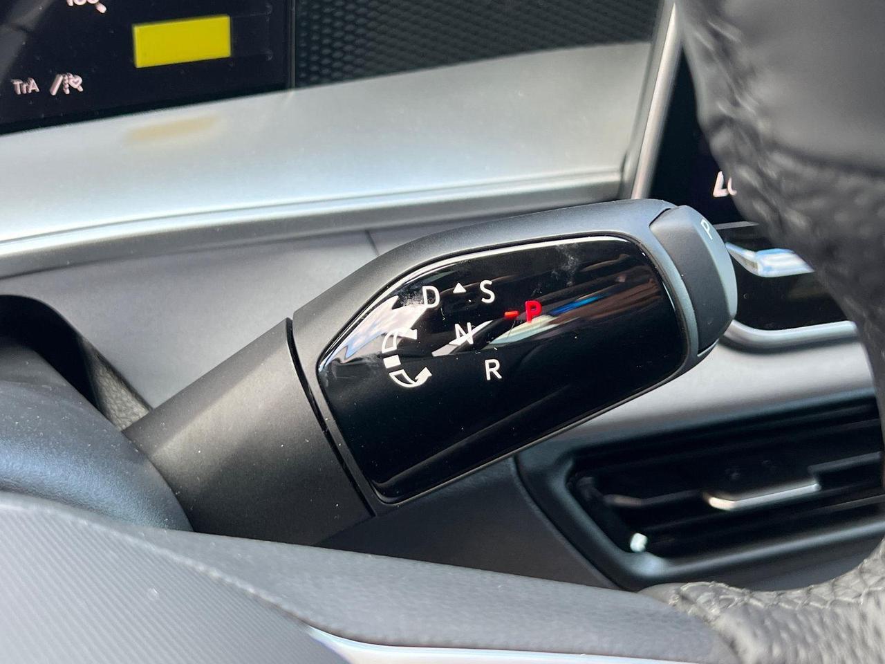 2026 Volkswagen Tiguan SE R-Line Black Hagerstown MD