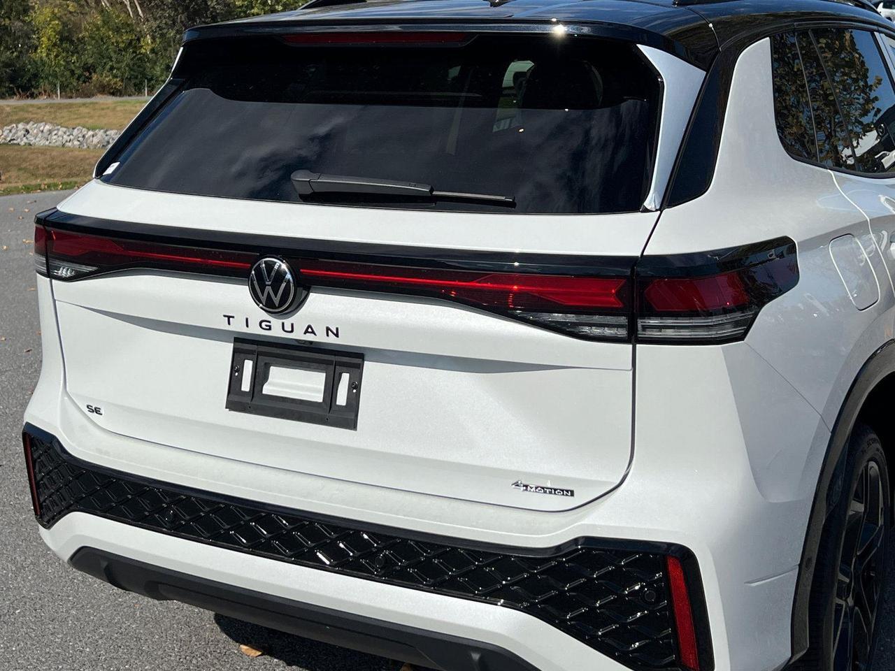 2026 Volkswagen Tiguan SE R-Line Black Hagerstown MD