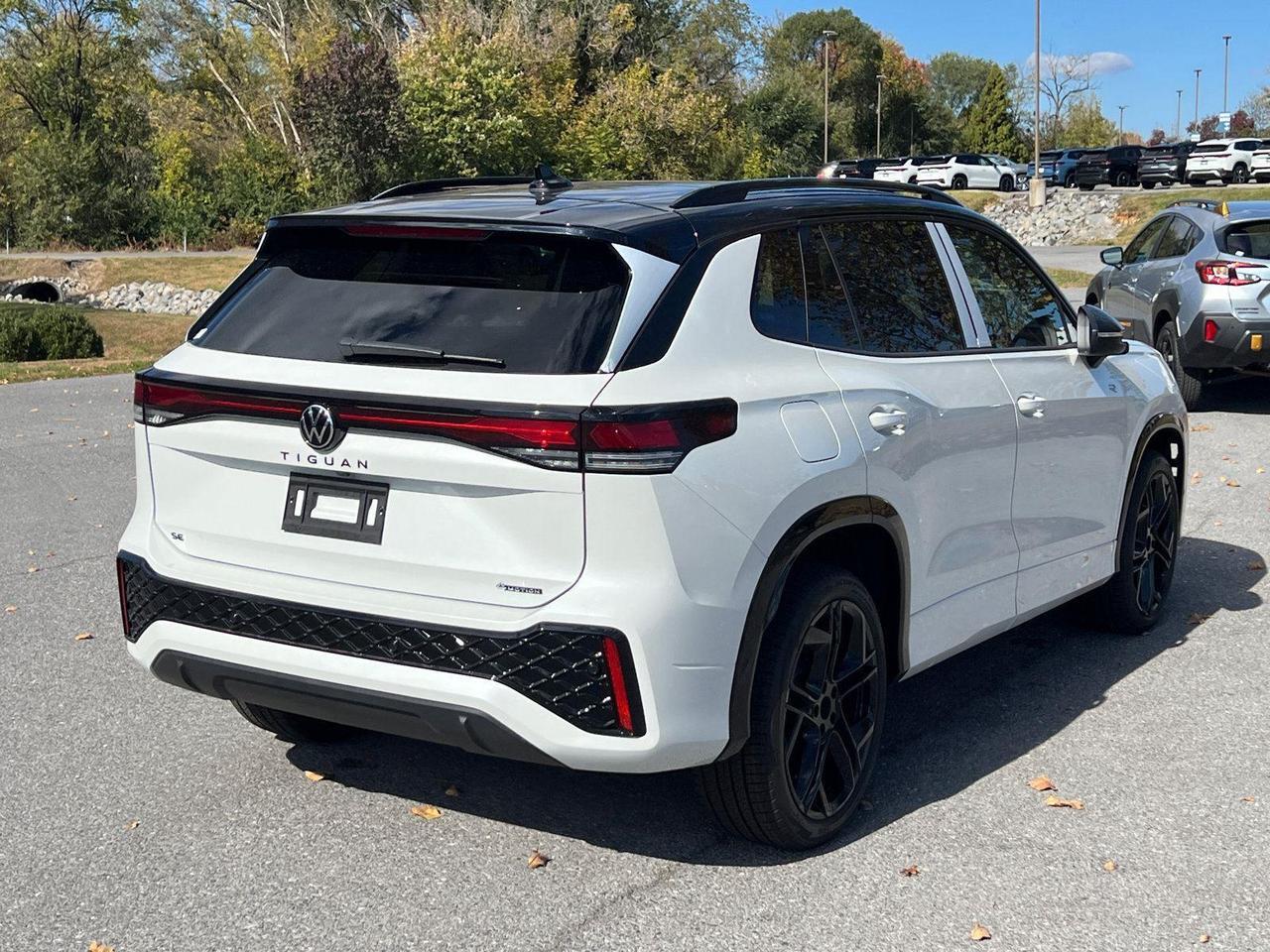 2026 Volkswagen Tiguan SE R-Line Black Hagerstown MD