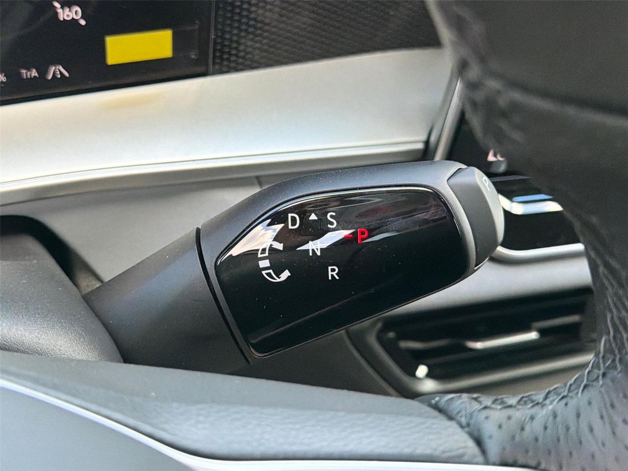 2026 Volkswagen Tiguan SE R-Line Black Hagerstown MD