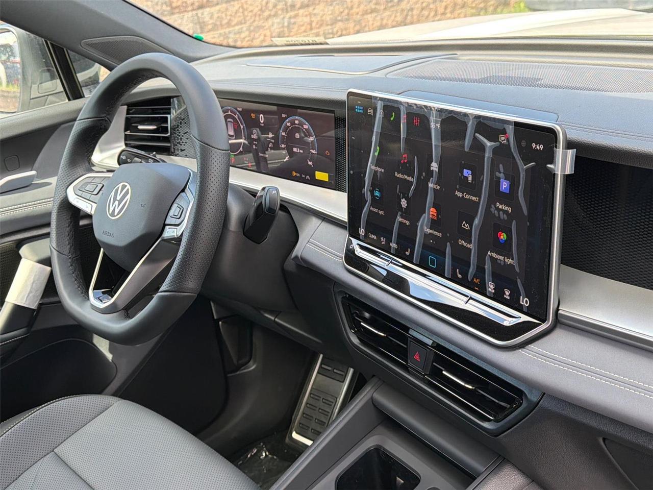 2026 Volkswagen Tiguan SE R-Line Black Hagerstown MD