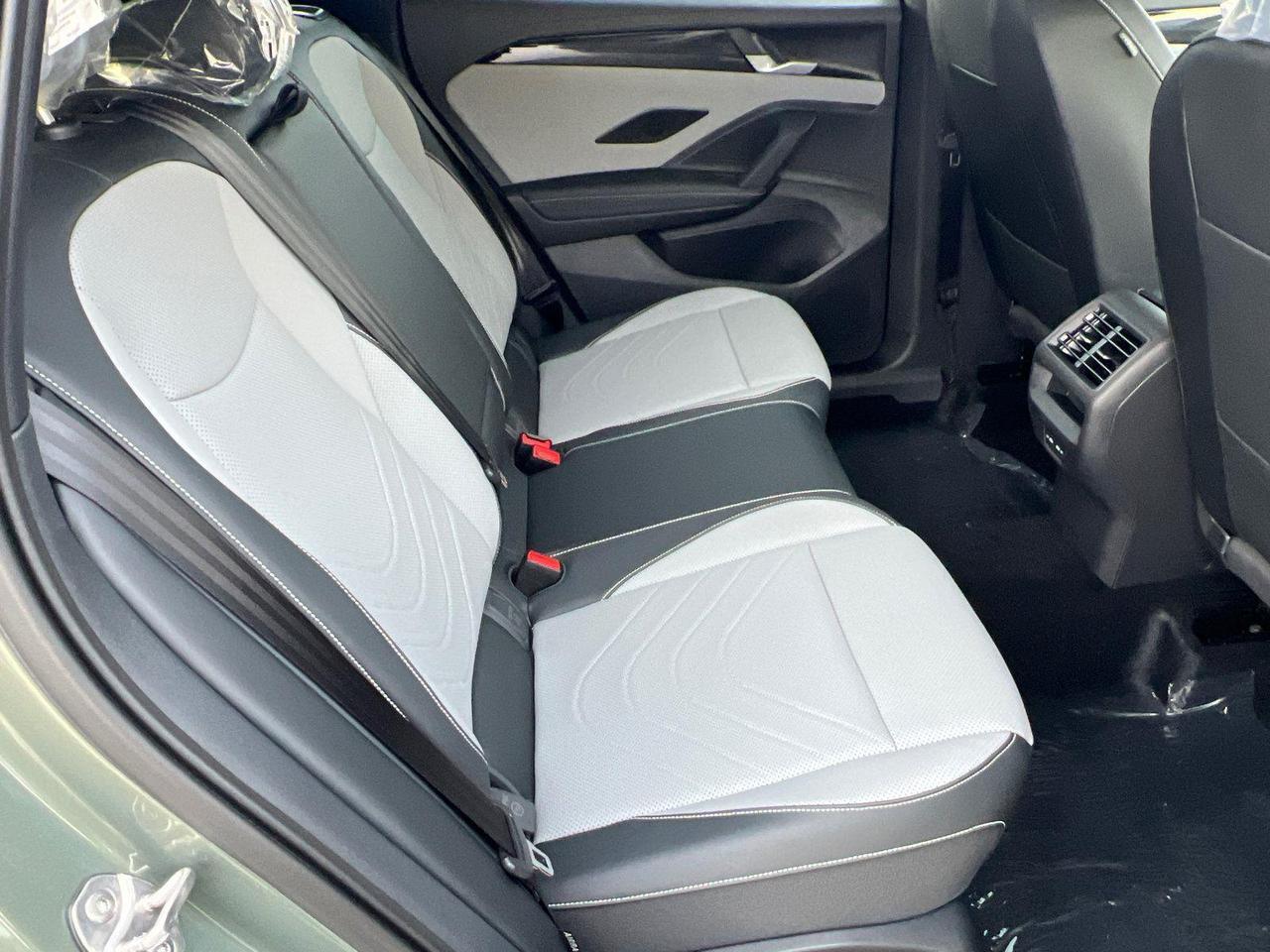 2026 Volkswagen Tiguan SE R-Line Black Hagerstown MD