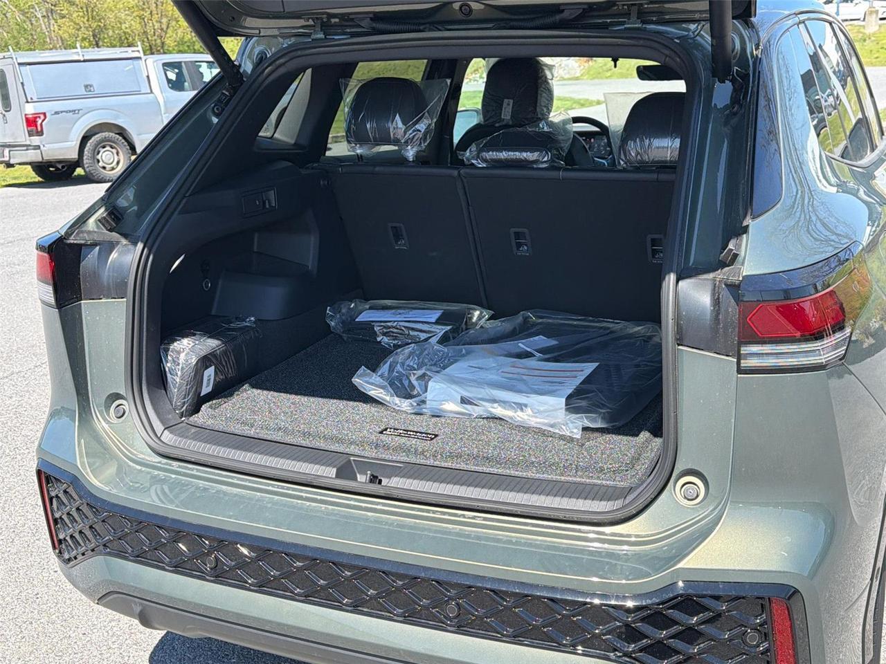 2026 Volkswagen Tiguan SE R-Line Black Hagerstown MD