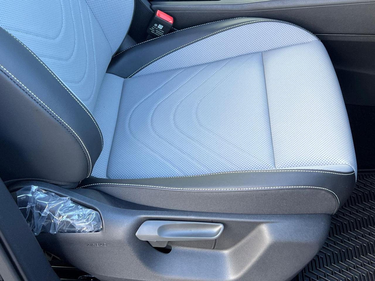 2026 Volkswagen Tiguan SE R-Line Black Hagerstown MD