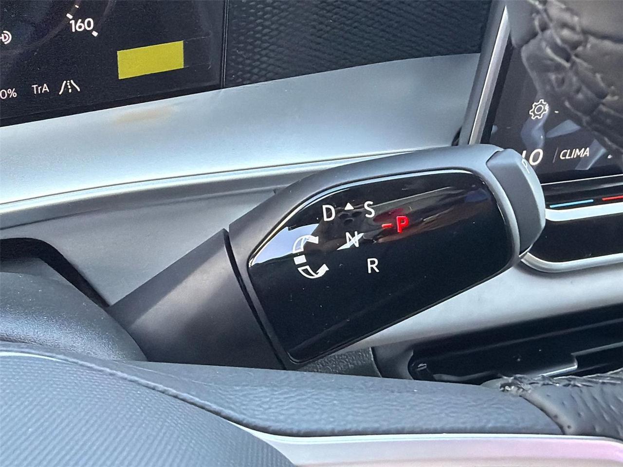 2026 Volkswagen Tiguan SE R-Line Black Hagerstown MD