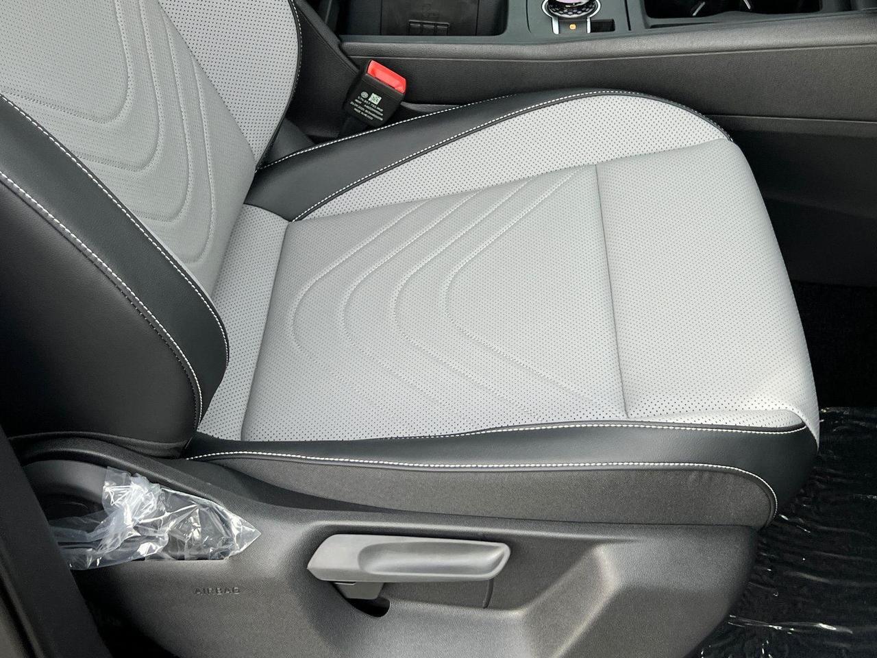 2026 Volkswagen Tiguan SE R-Line Black Hagerstown MD