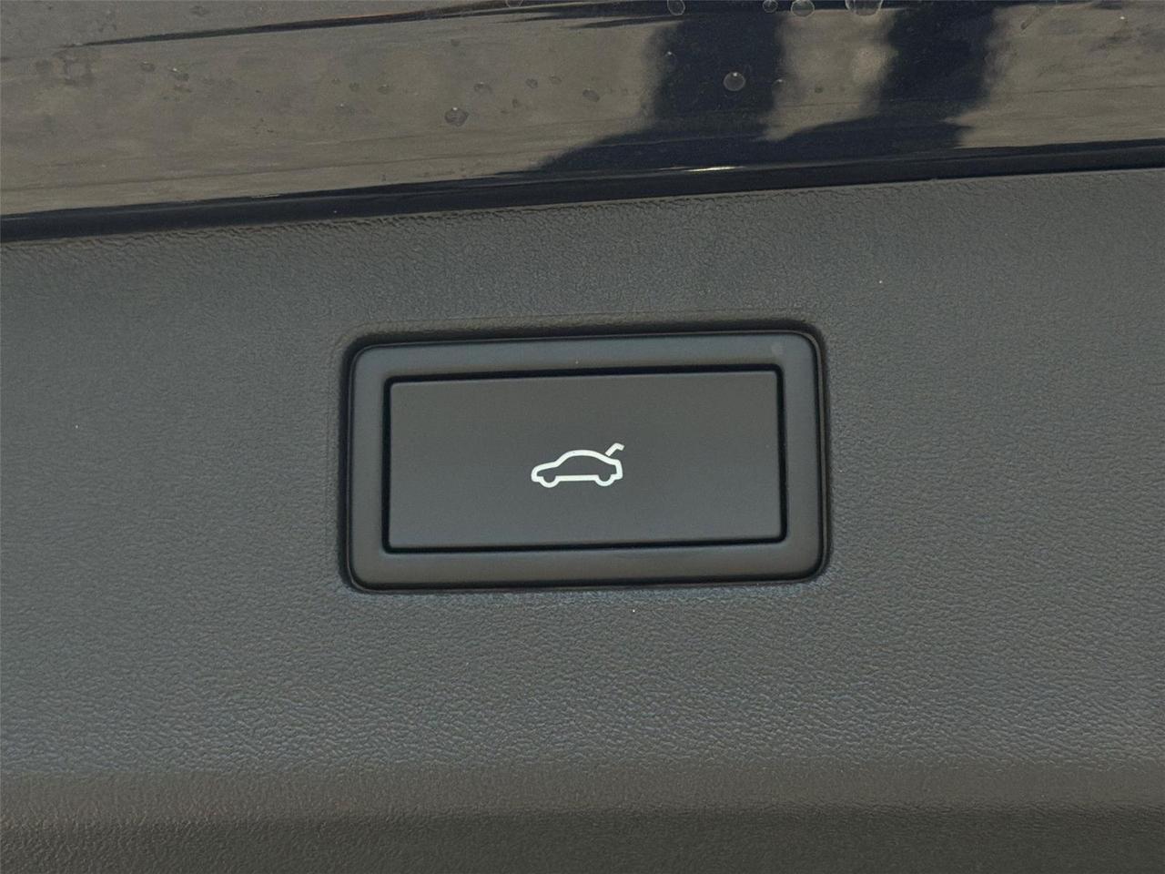 2026 Volkswagen Tiguan SE R-Line Black Hagerstown MD