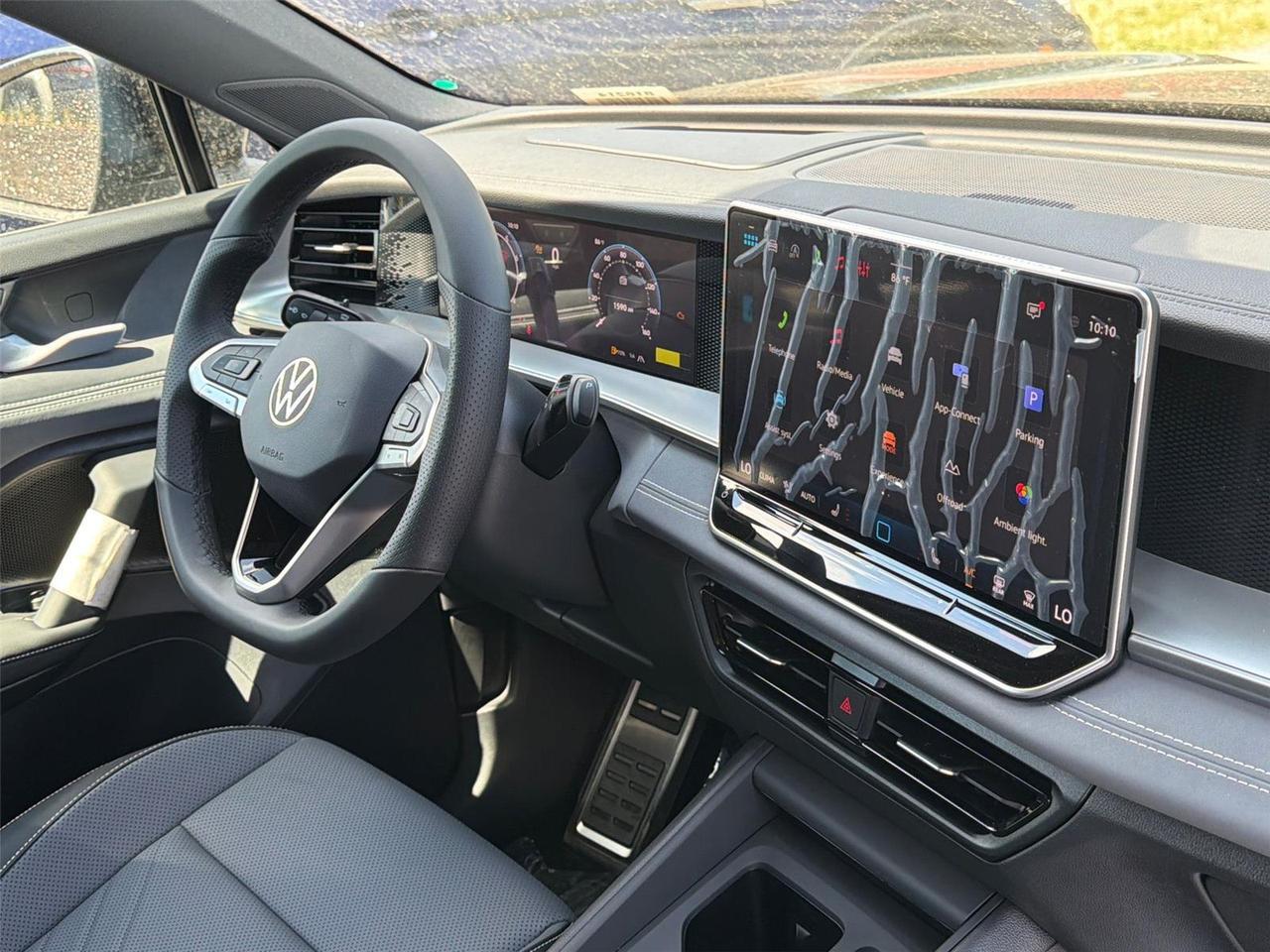 2026 Volkswagen Tiguan SE R-Line Black Hagerstown MD