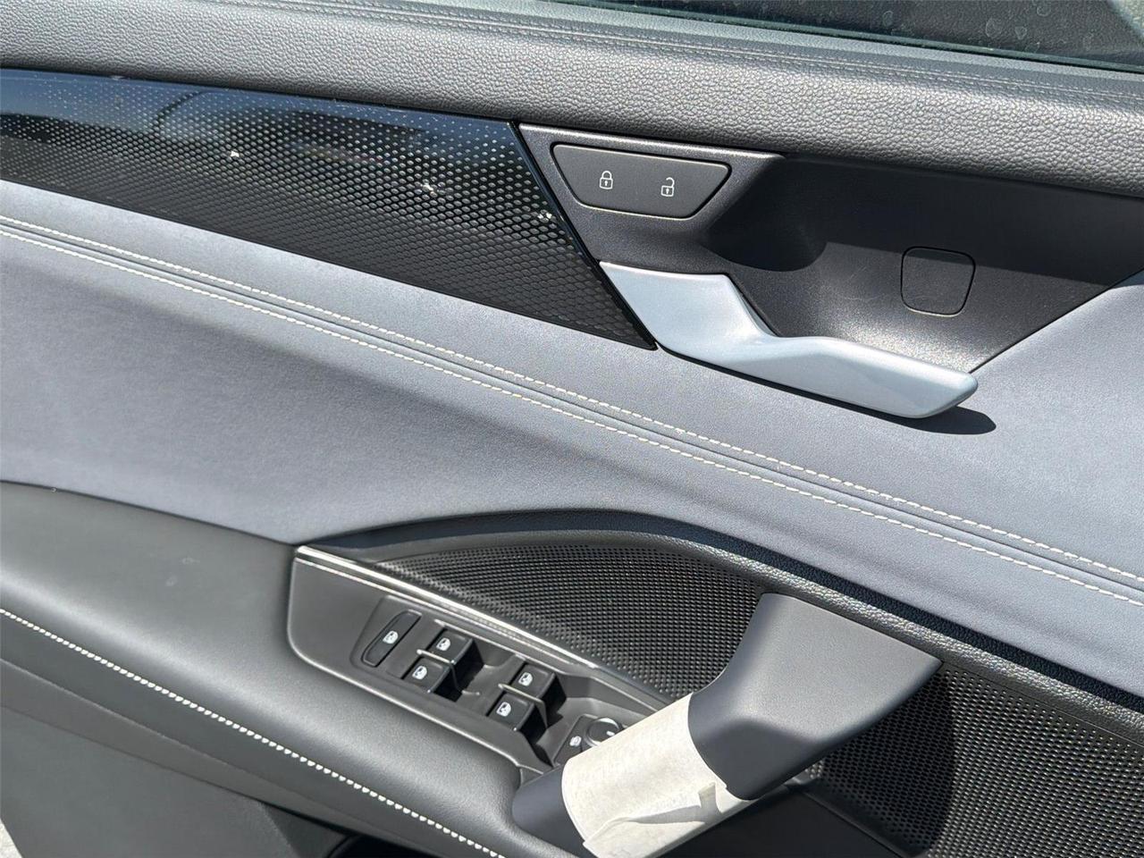 2026 Volkswagen Tiguan SE R-Line Black Hagerstown MD