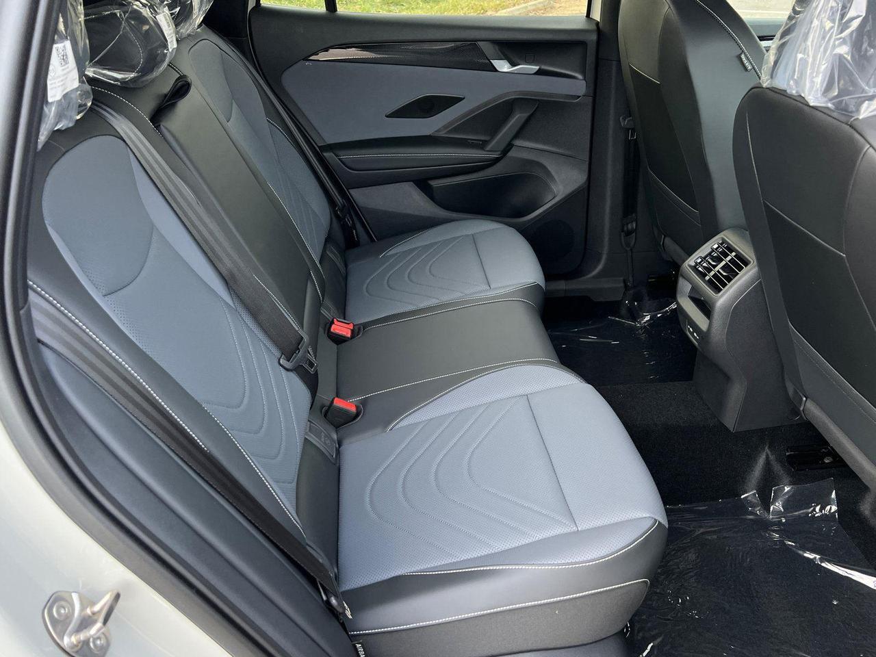 2026 Volkswagen Tiguan SE R-Line Black Hagerstown MD