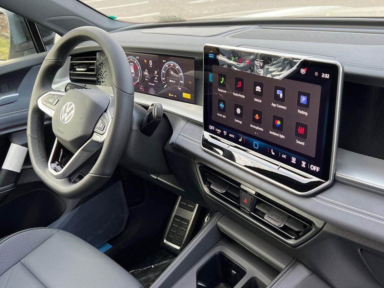 2026 Volkswagen Tiguan SE R-Line Black Hagerstown MD