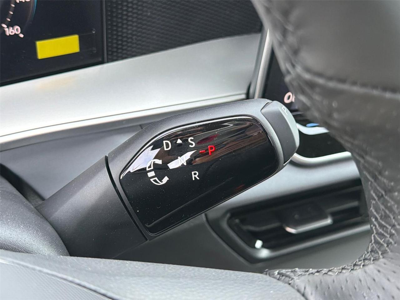 2026 Volkswagen Tiguan SE R-Line Black Hagerstown MD