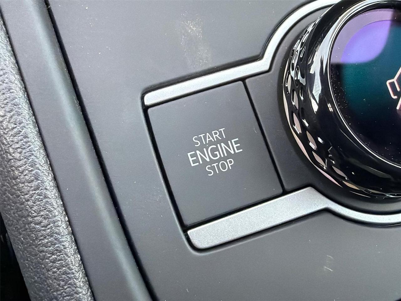 2026 Volkswagen Tiguan SE R-Line Black Hagerstown MD