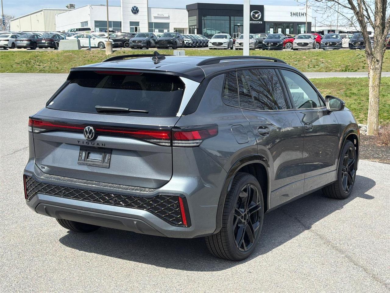 2026 Volkswagen Tiguan SE R-Line Black Hagerstown MD